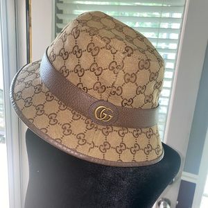 Gucci GG Canvas Bucket Hat